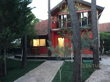 Foto e Vilë në shitje Golem, Durrës