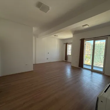 Foto e Apartment me qera Rruga e Kavajes, Tiranë