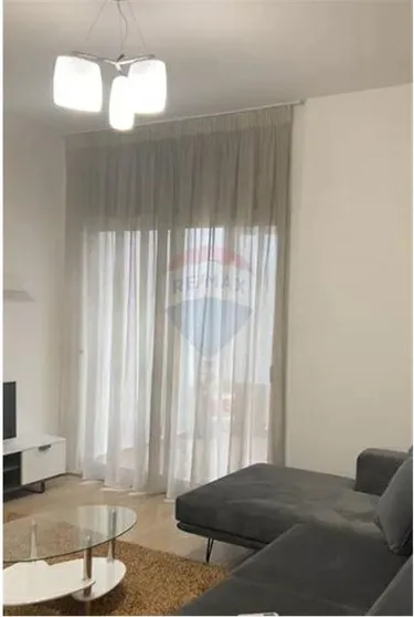 Foto e penthouse me qera Kthesa Kamzes, Tiranë