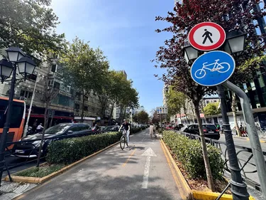 Foto e Ambient biznesi me qera Rruga e Kavajes, Tiranë