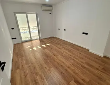 Foto e Apartment me qera Ish Fusha e Aviancionit, Tiranë
