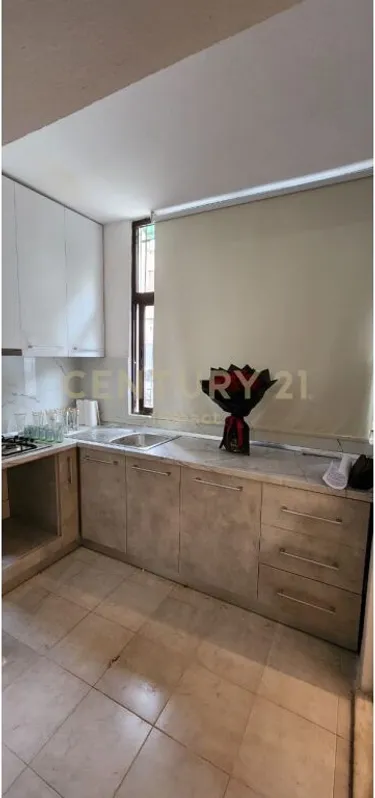 Foto e Apartment me qera Garda, Tiranë