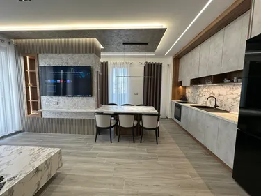 Foto e Apartment me qera Shkolla Kuqe, Tiranë
