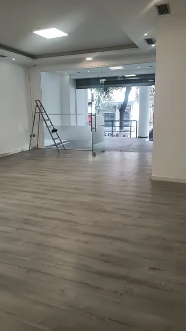 Foto e Ambient biznesi me qera 21 Dhjetori, Tiranë
