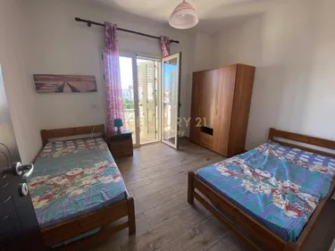Foto e Vilë në shitje Pran Gjykates se Apelit, Durrës