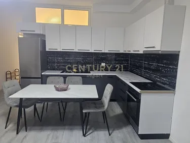 Foto e Apartment me qera Rruga 5 Maji, Tiranë