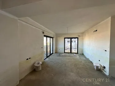 Foto e Apartment në shitje Kodra e Diellit 2, Tiranë