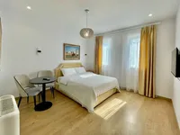 Zonen e Mulletit - photos of  for Vila