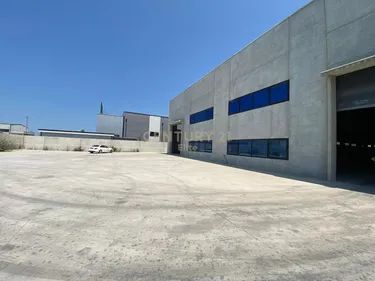 Foto e Ambient biznesi në shitje Sukth, Durrës
