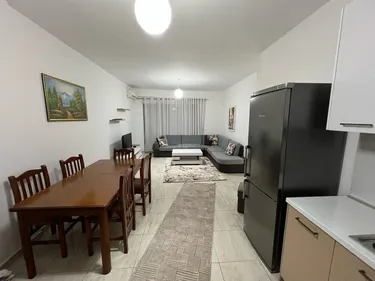 Foto e Apartment me qera Komune, Rruga Robert Shvarc, Tiranë