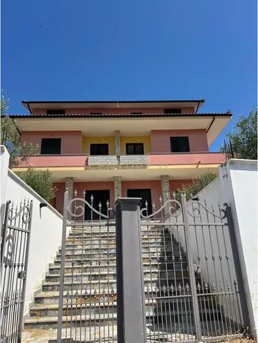 Foto e Vilë në shitje Shijak, Durrës