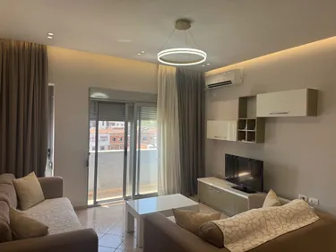 Foto e Apartment me qera Shkolla e Bashkuar, Tiranë