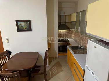 Foto e Apartment me qera Komuna e Parisit, Tiranë