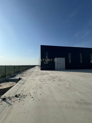 Foto e Ambient biznesi me qera Prane Portit, Durrës