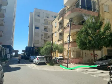 Foto e Apartment në shitje Shkembi Kavajes, Ngjitur me Bleart, Shkembi Kavajes, Rrugica tek Praia Grande, Durrës