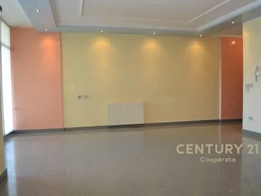 Foto e Apartment në shitje Qender, Tiranë