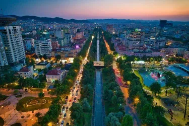 Foto e Zyrë me qera Bulevardi Gjergj Fishta, Tiranë