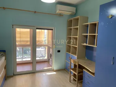Foto e Apartment me qera Oxhaku, Tiranë