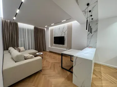 Foto e Apartment me qera Kompleksi Olimpik, Komuna Parisit, Tiranë