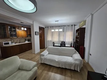 Foto e Apartment me qera Komuna e Parisit, Tiranë