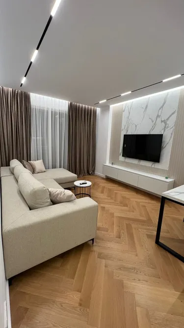 Foto e Apartment me qera Komuna e Parisit, Tiranë