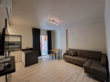 Foto e Apartment me qera Komuna e Parisit, Tiranë