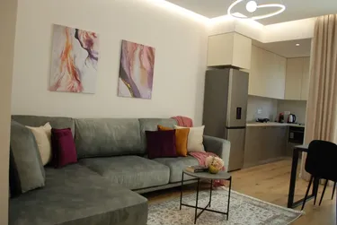 Foto e Apartment me qera Rruga e Kosovareve, Tiranë