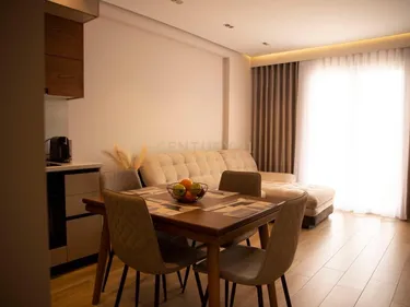 Foto e penthouse me qera Qender, Durrës