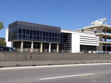 Foto e Magazin në shitje Autostrada Tirane - Durres, Tiranë