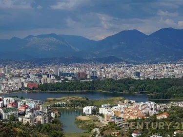 Foto e Tokë në shitje Liqeni That, Tiranë