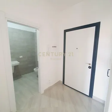 Foto e Apartment në shitje Riza Cerova, Tiranë
