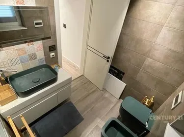 Foto e Apartment në shitje Rruga e Durresit, Tiranë