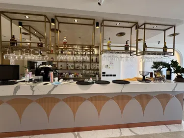 Foto e Bar and Restaurants në shitje Qerret, Durrës