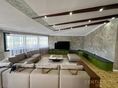 Foto e Apartment në shitje Lake View, Tiranë
