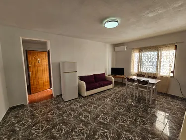 Foto e Apartment me qera Sheshi Willson, Tiranë