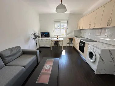 Foto e Apartment me qera Rruga Aleksander Goga, Durrës
