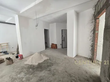 Foto e Apartment në shitje Shkolla Kuqe, Tiranë