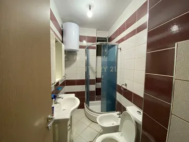 Foto e Apartment në shitje Spitali Hygea, Tiranë