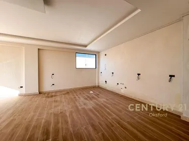 Foto e Ambient biznesi në shitje Sarande, Sarandë
