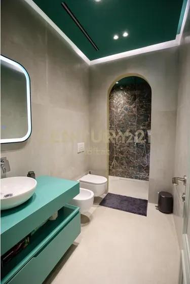 Foto e Apartment në shitje Kodra e Diellit, Tiranë