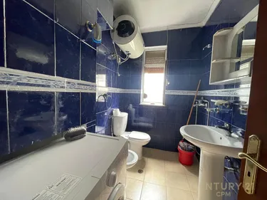 Foto e Apartment në shitje Ali Demi, Tiranë