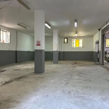 Foto e Ambient biznesi në shitje Rr. Siri Kodra, Tiranë