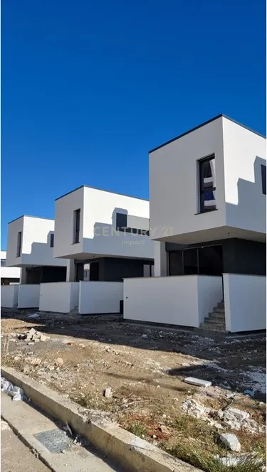Foto e Shtëpi në shitje Hamallaj, Gjiri i Lalëzit, Durrës