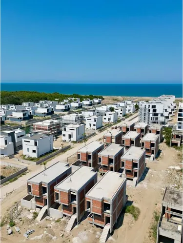 Foto e Shtëpi në shitje Gjiri i Lalëzit, Durrës
