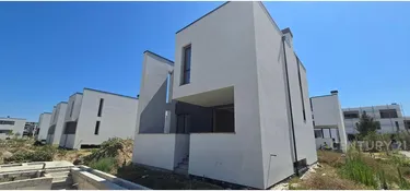 Foto e Vilë në shitje Gjiri i Lalzit, Durrës