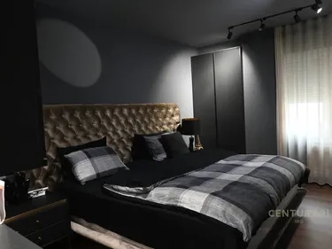 Fotografie Byt na prodej Pazari i Ri, Rruga “tefta Tashko-koço" Tirana Albania, Tiranë