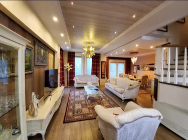 Zdjęcie vila na sprzedaż Mjull-bathore, Tiranë