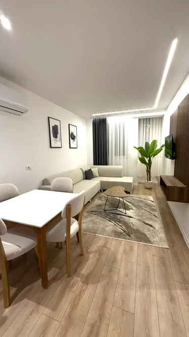 Фото Квартира на продажу Rruga Fortuzi, Tiranë