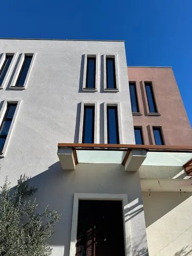 Foto di vila in vendita Lunder, Tiranë