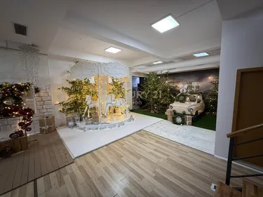 Foto e Ambient biznesi në shitje Tregu Elektrik, Tiranë